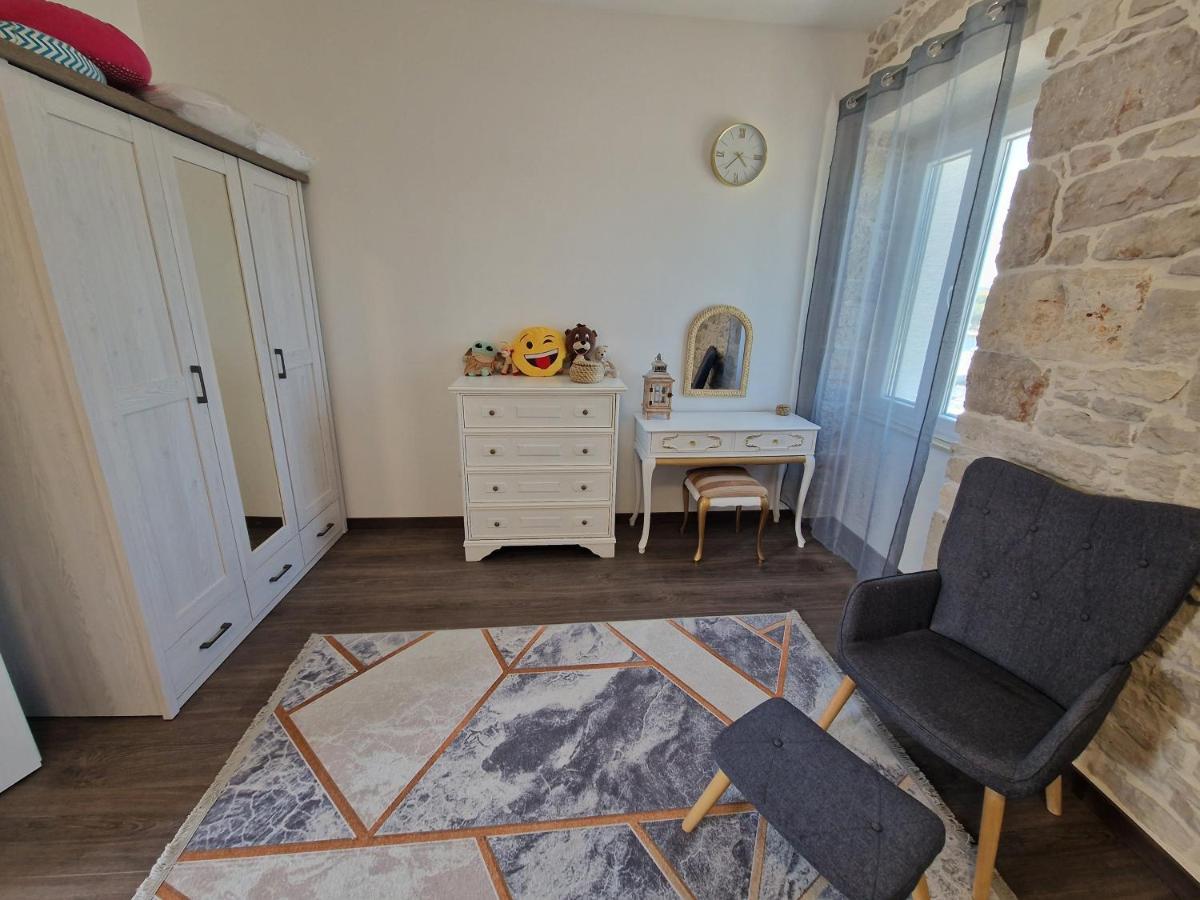 Villa Galleria Sukošan Extérieur photo