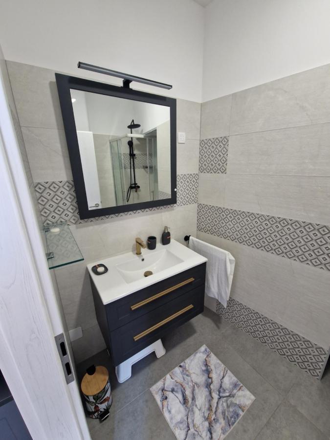 Villa Galleria Sukošan Extérieur photo